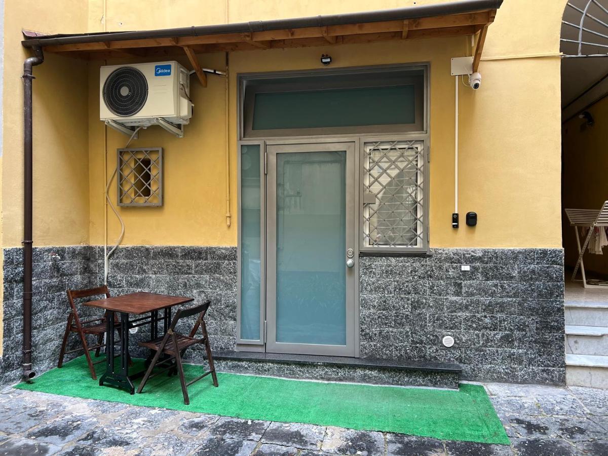 ナポリCasa Fioreアパートメント エクステリア 写真